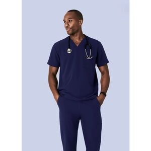 NWOT Mandala Set (2) Men’s V Neck Two Pocket Scrub Tops Navy Blue Size M New!